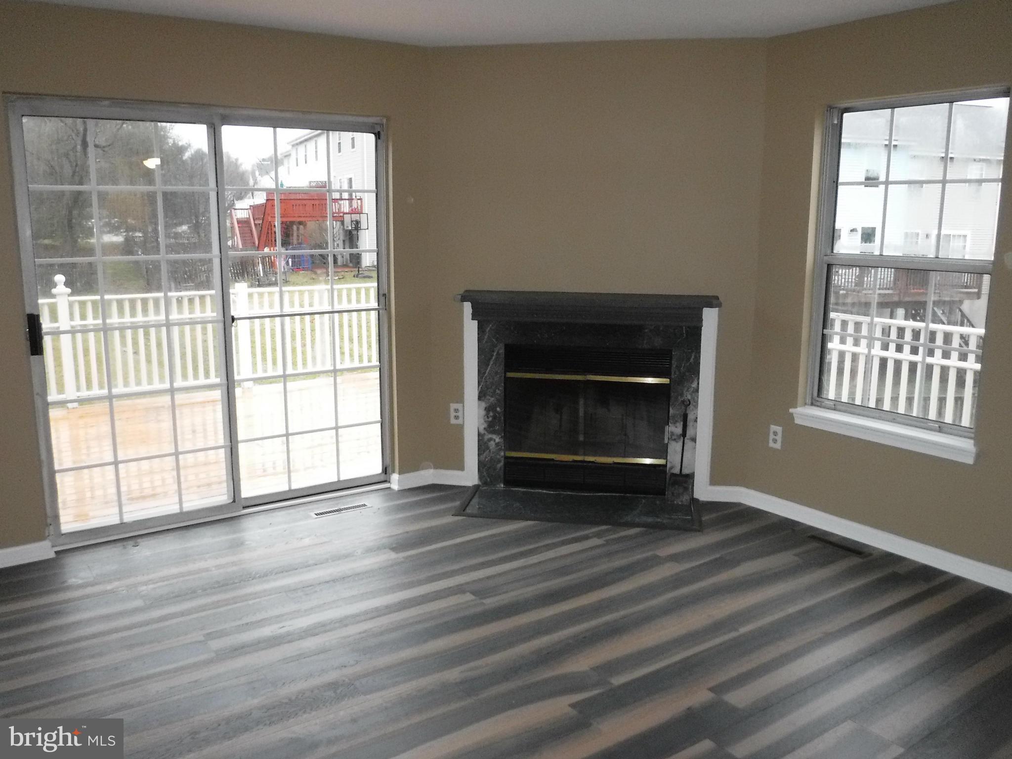 SUBURBIA - Residential