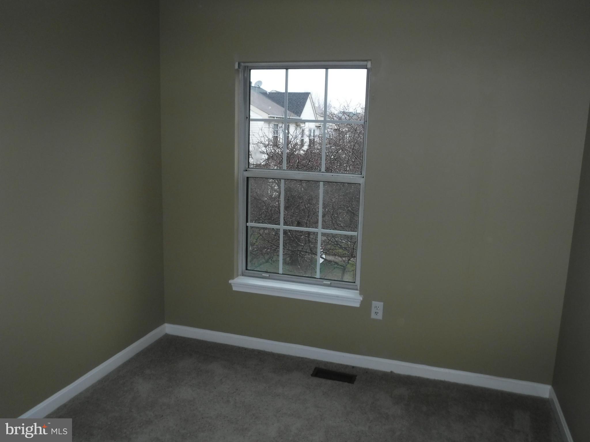 SUBURBIA - Residential