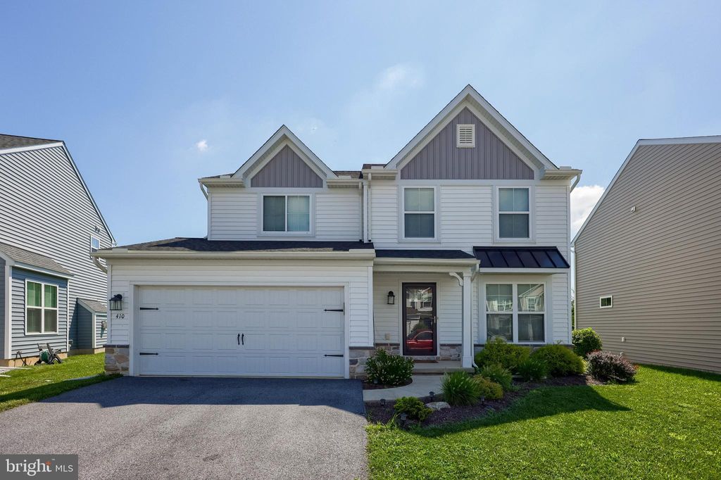 Photo of 410 Jared Way, NEW HOLLAND, PA 17557 (MLS # PALA2073386)