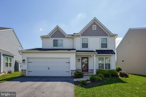 Photo of 410 Jared Way, NEW HOLLAND, PA 17557 (MLS # PALA2073386)