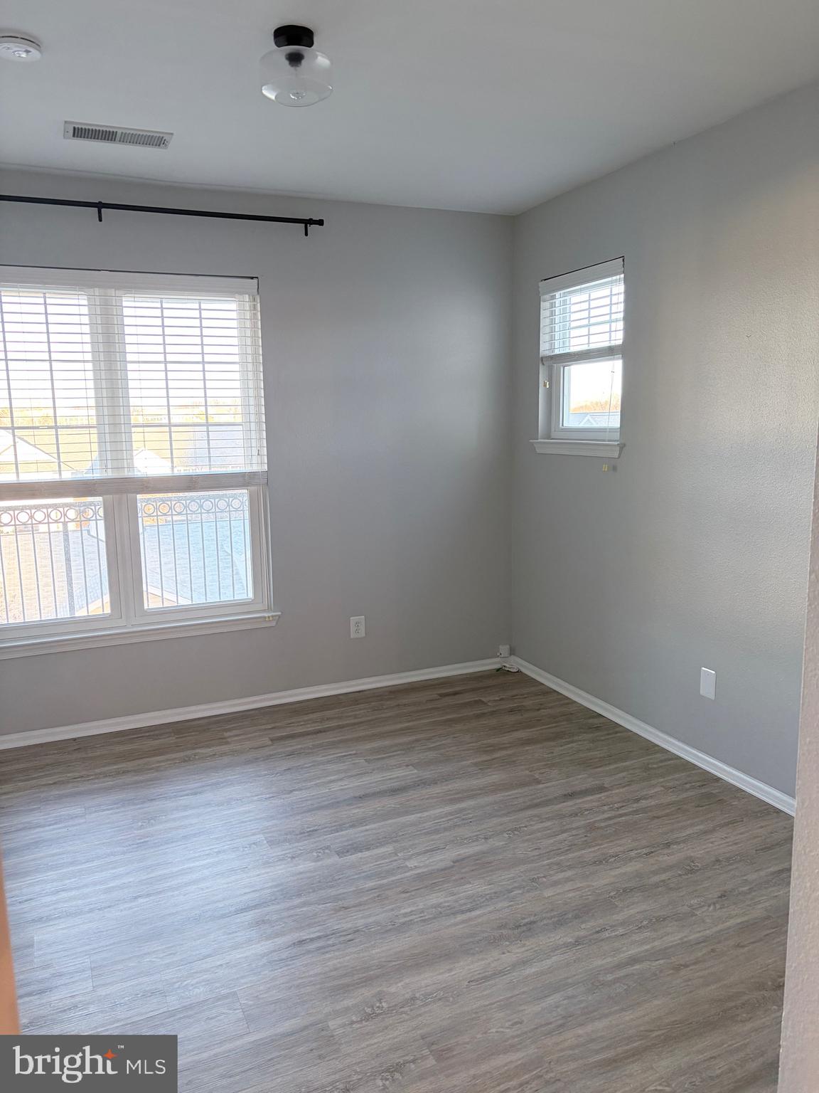 GATES OF MCLEAN - Residential Lease