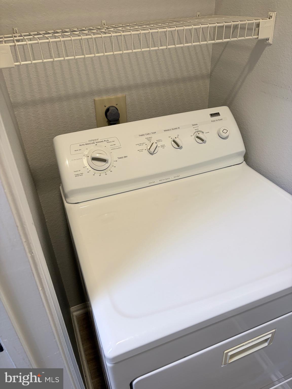 GATES OF MCLEAN - Residential Lease