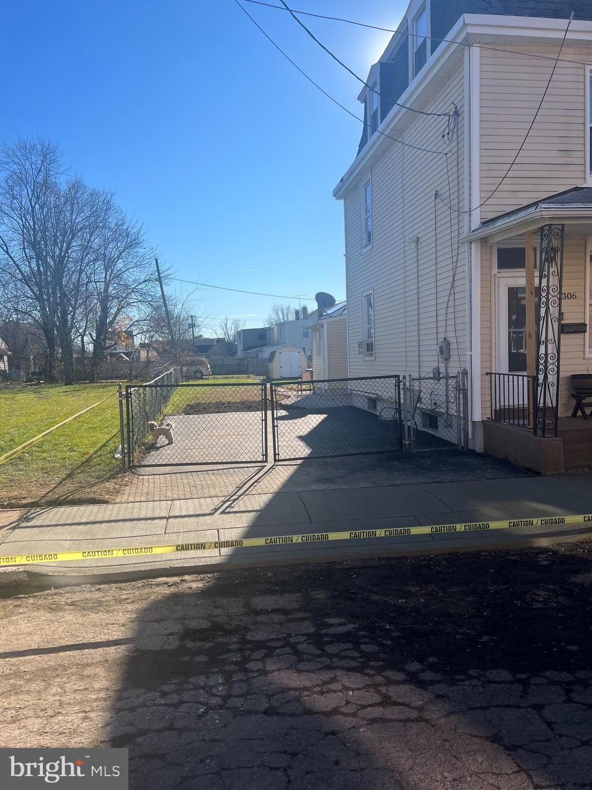 306 JONES AVENUE