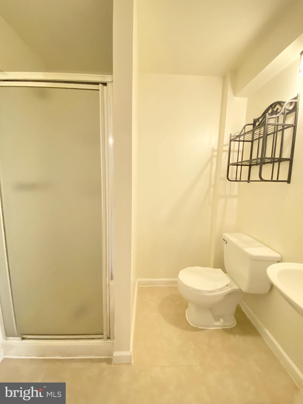 BELLE AMI CONDO-PHASE 2> - Residential Lease