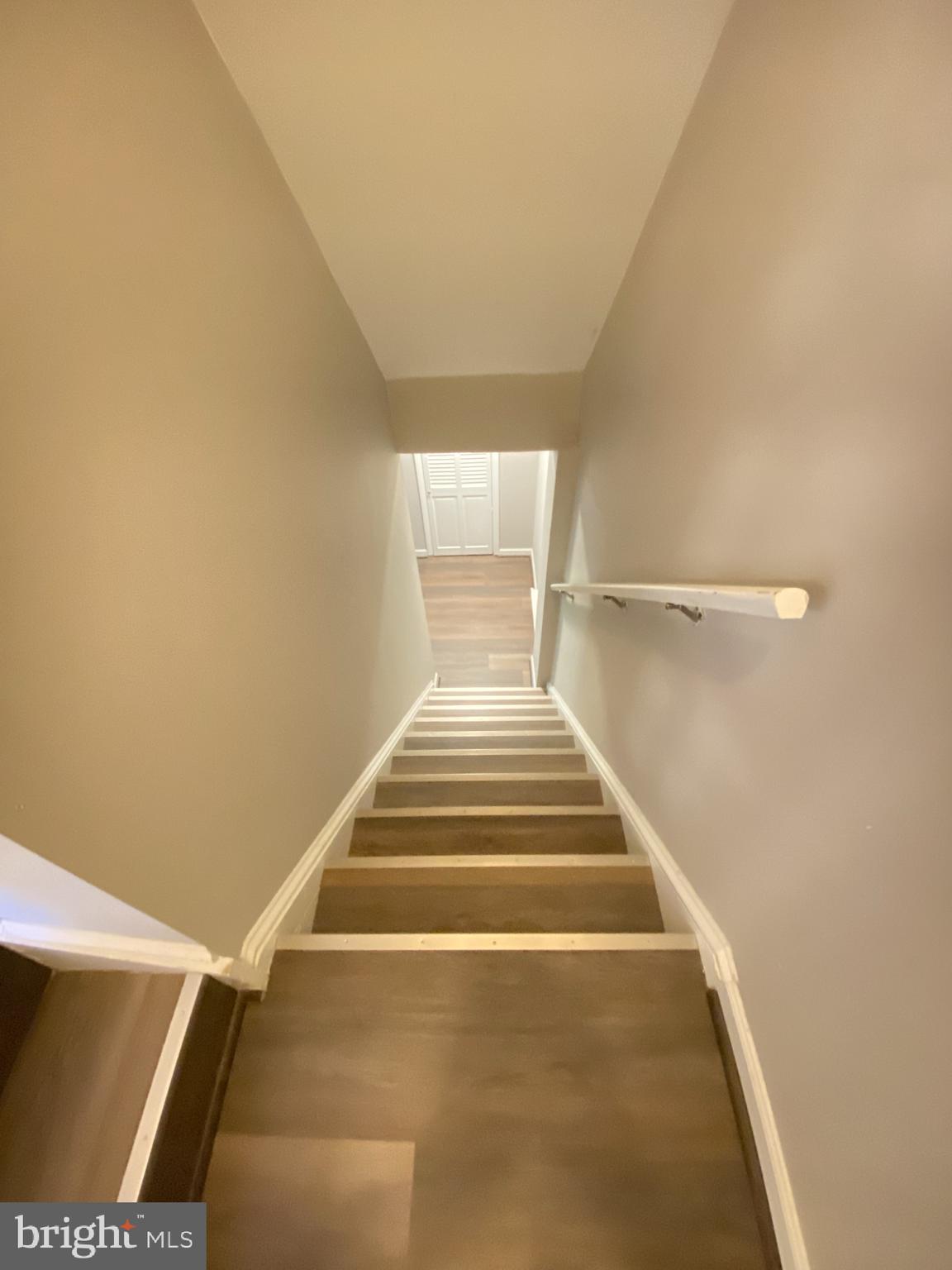 BELLE AMI CONDO-PHASE 2> - Residential Lease