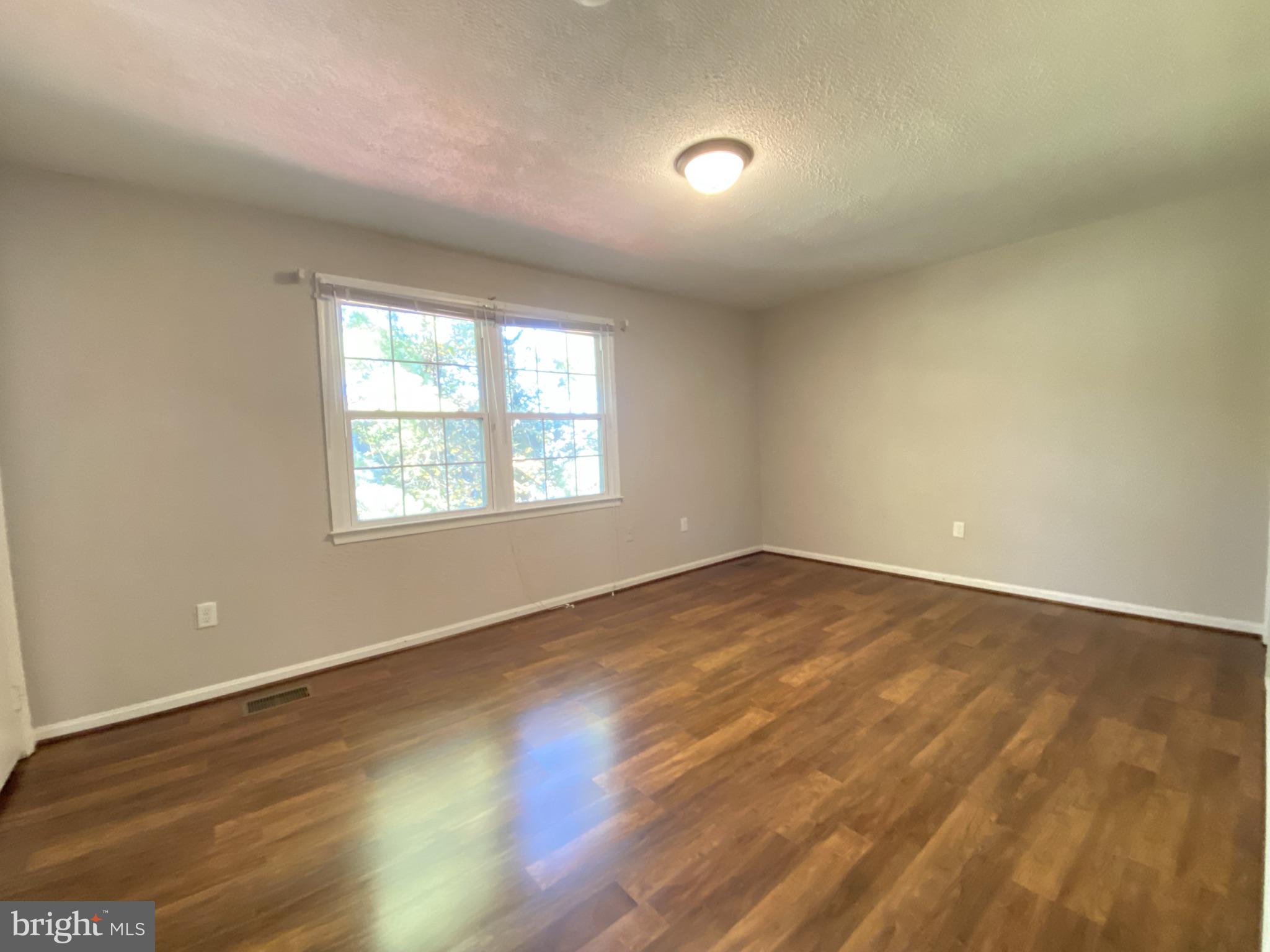 BELLE AMI CONDO-PHASE 2> - Residential Lease