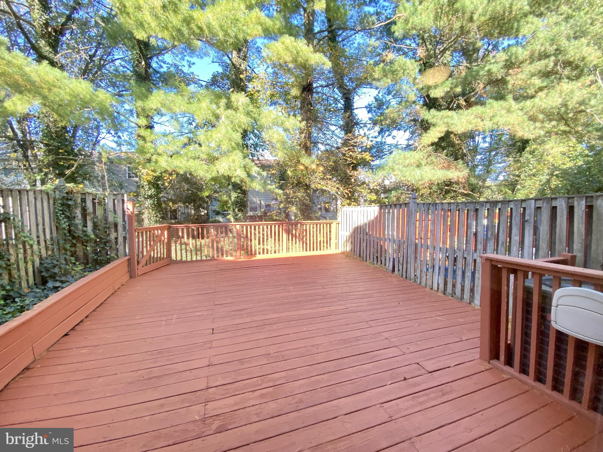 BELLE AMI CONDO-PHASE 2> - Residential Lease