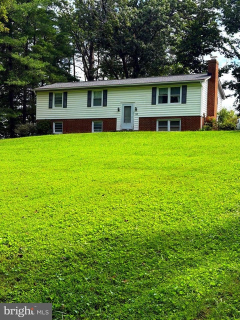 Photo of 13483 Carapace Court, MANASSAS, VA 20112 (MLS # VAPW2127236)