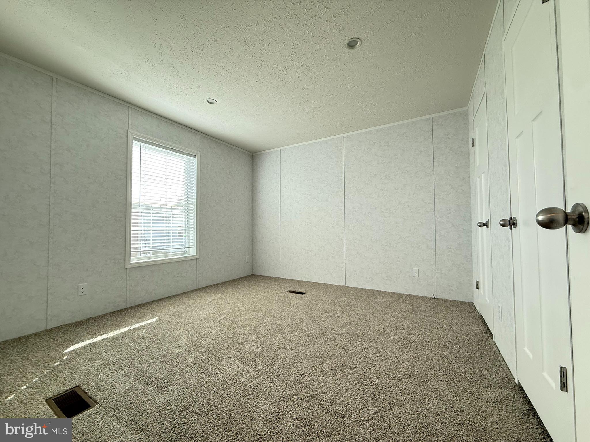 HONEY BROOK MANOR - Residential