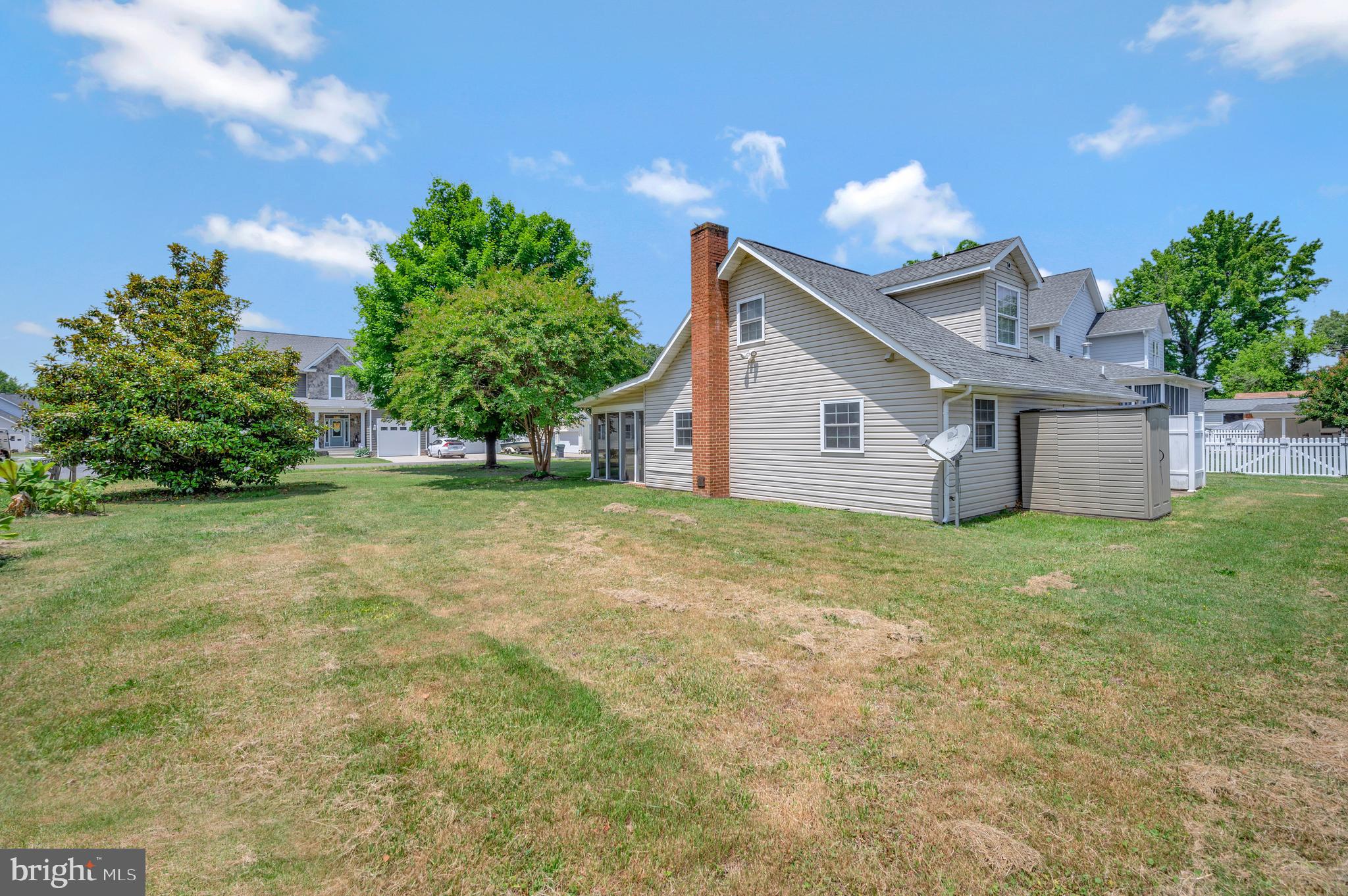 FAIRVIEW  BEACH - Residential