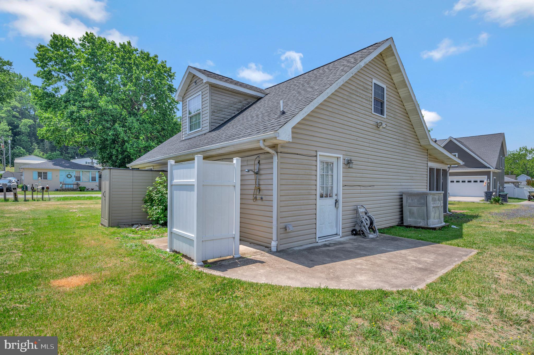FAIRVIEW  BEACH - Residential