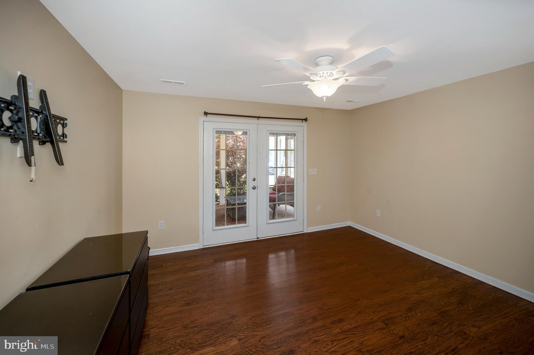 FAIRVIEW  BEACH - Residential