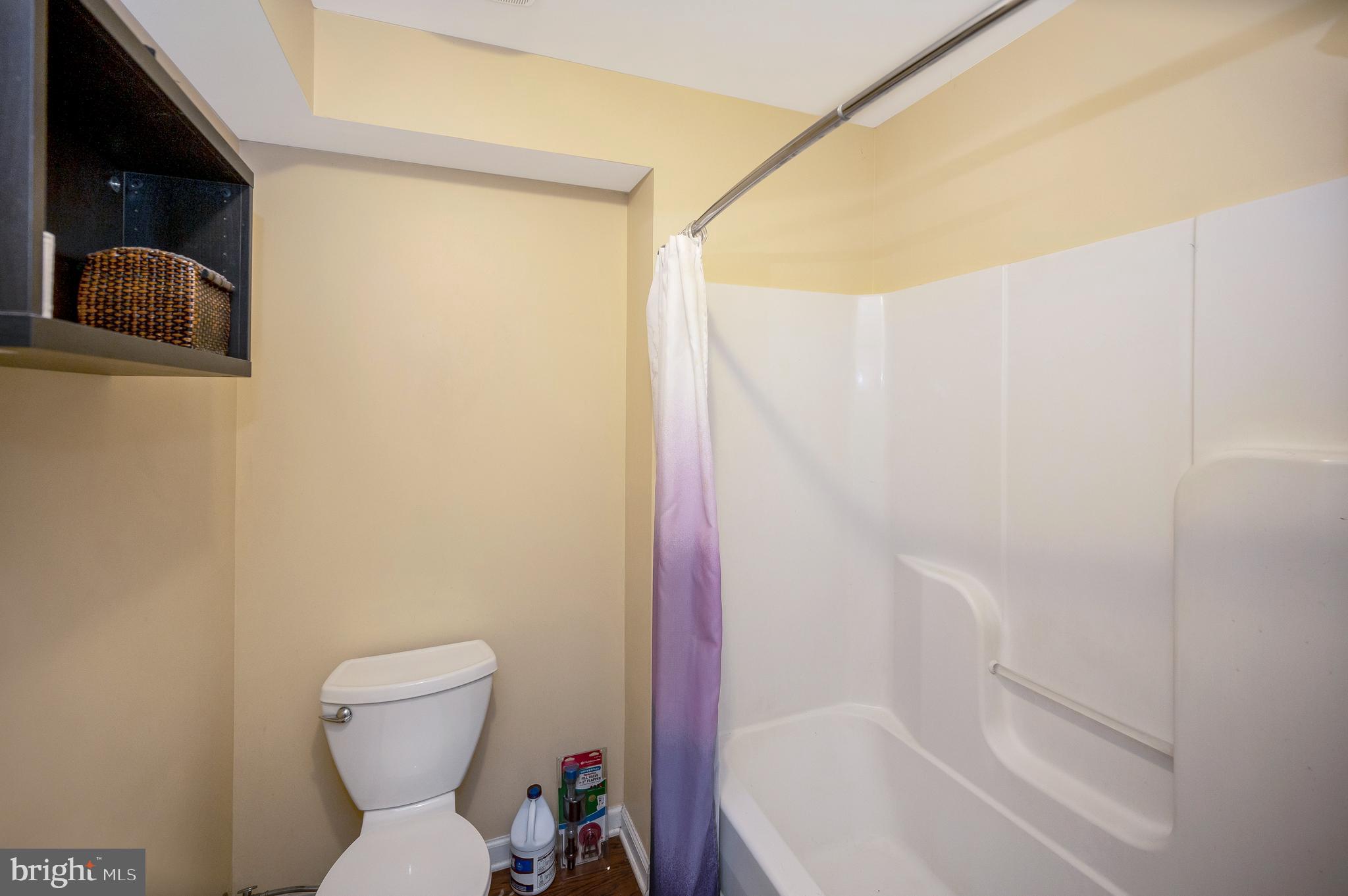 FAIRVIEW  BEACH - Residential