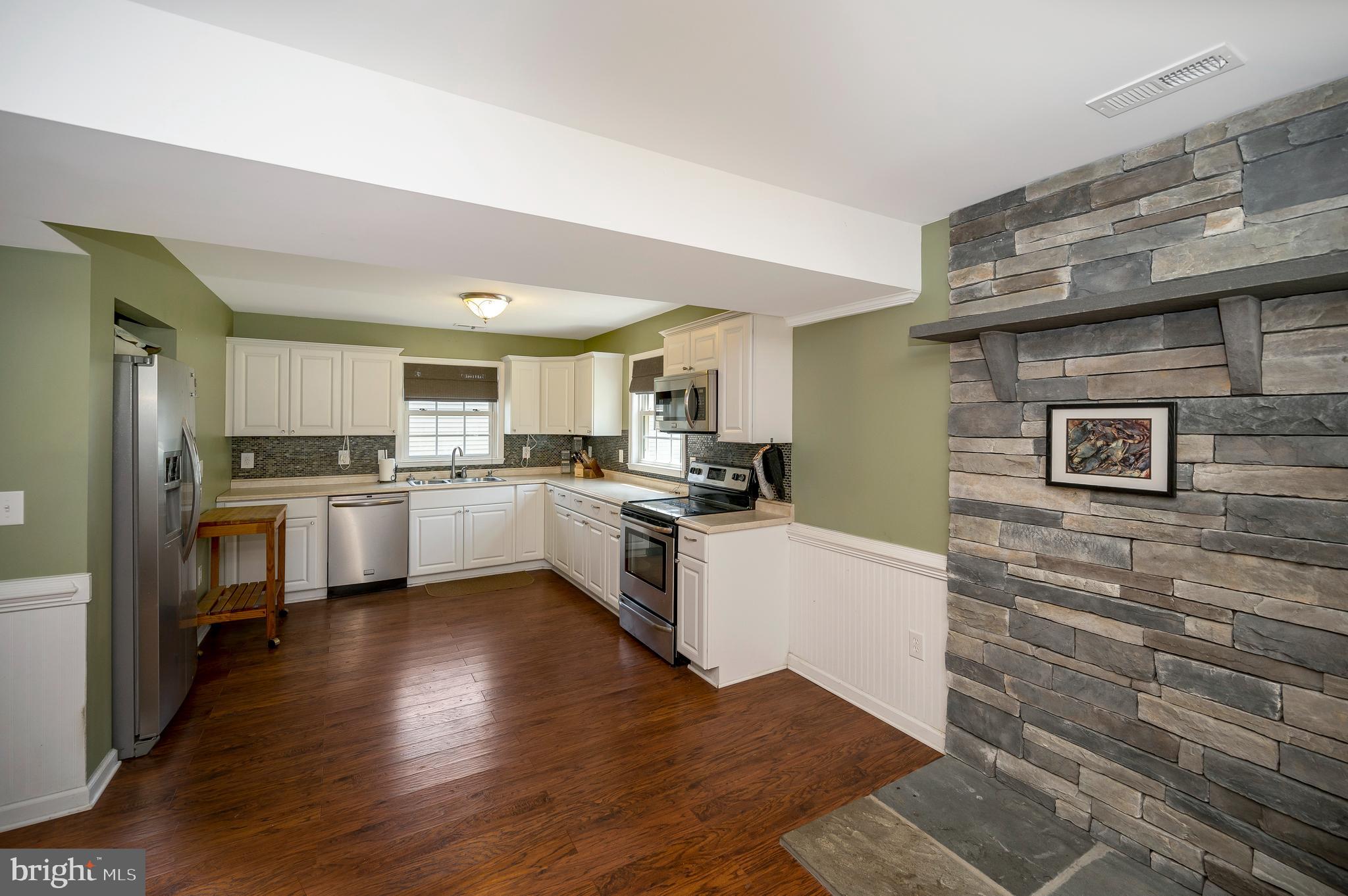 FAIRVIEW  BEACH - Residential