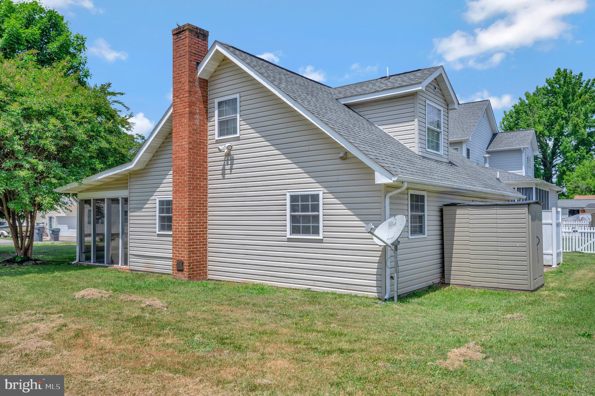 FAIRVIEW  BEACH - Residential