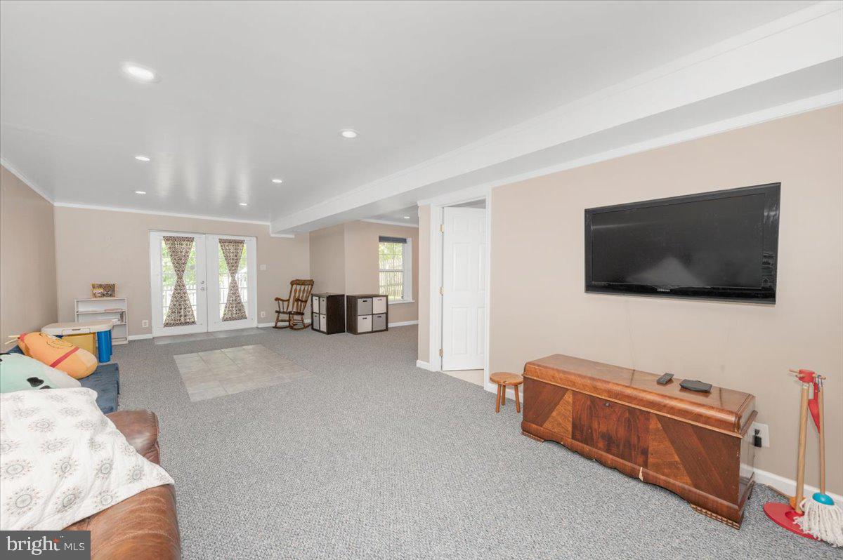 SPRING RIDGE - Residential