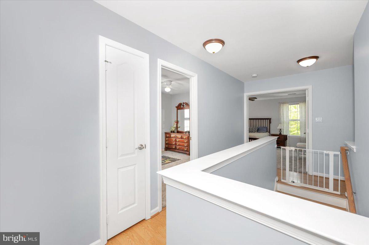 SPRING RIDGE - Residential