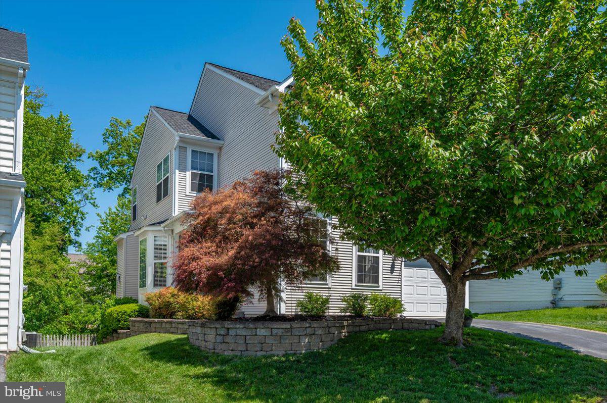 SPRING RIDGE - Residential