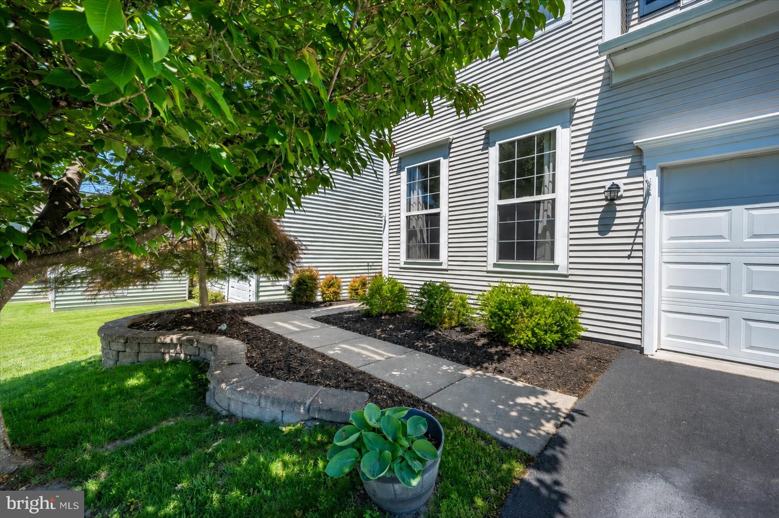 SPRING RIDGE - Residential