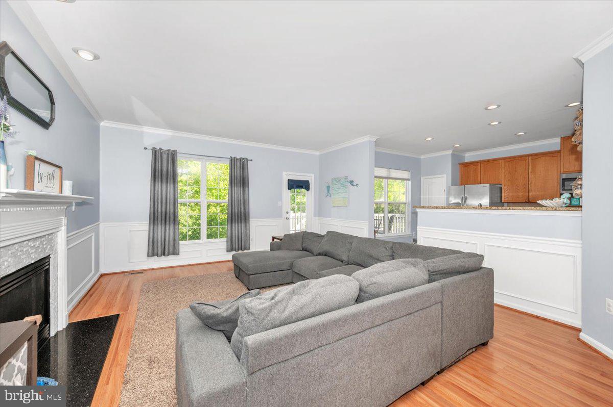 SPRING RIDGE - Residential