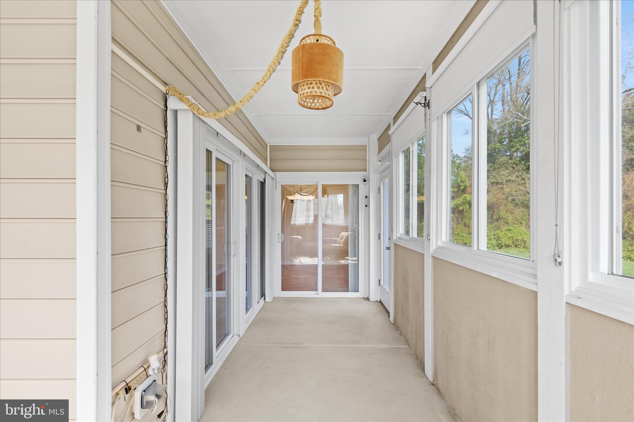 WOODS COVE - Residential