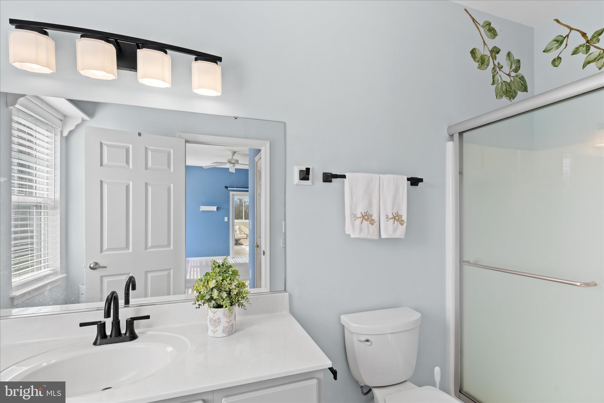 WOODS COVE - Residential