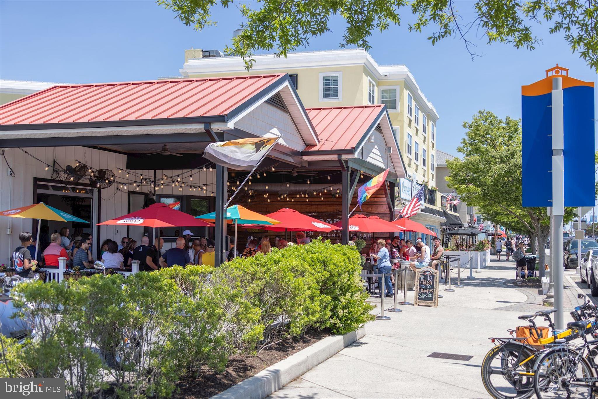 WOODS COVE - Residential