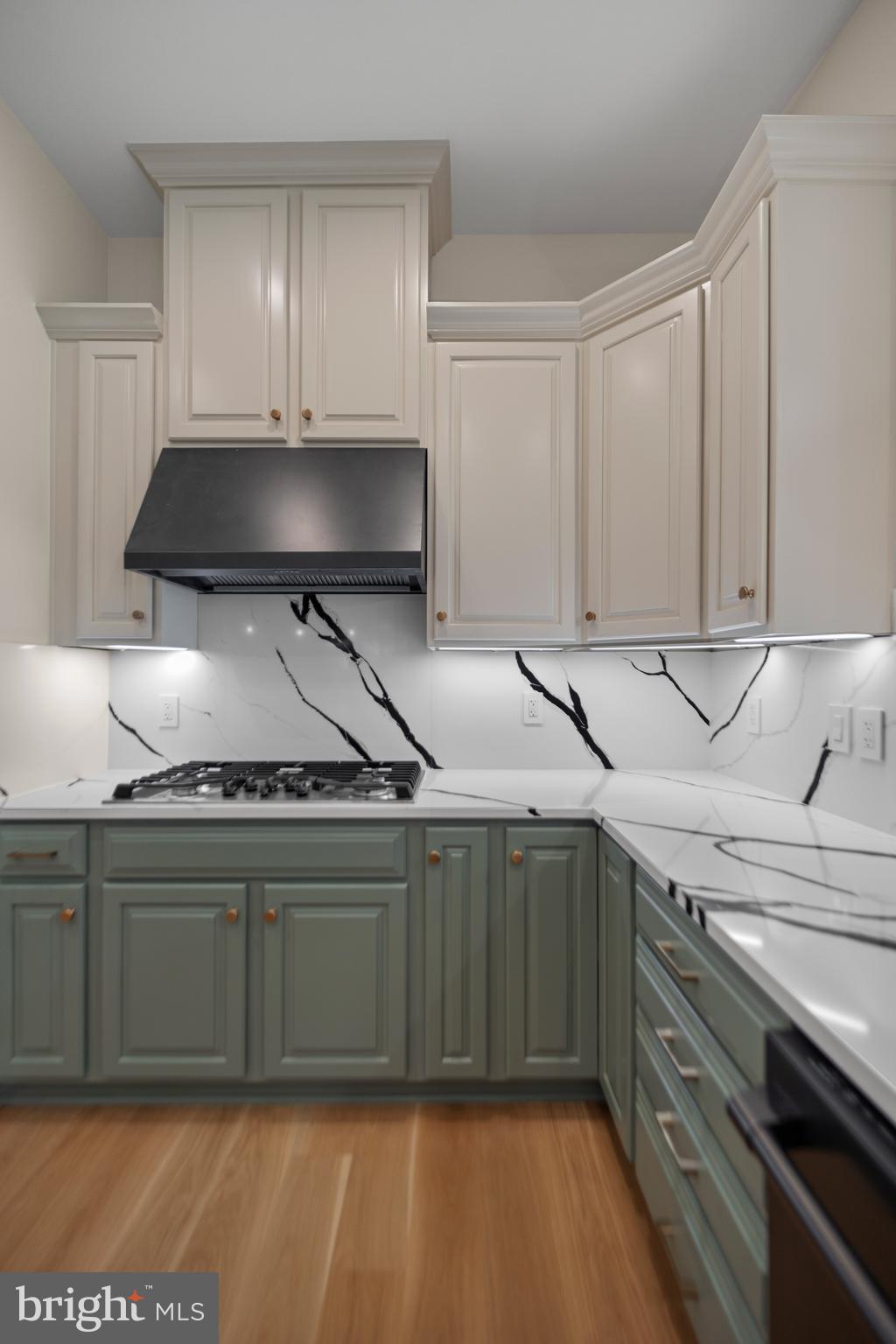 CEDAR CREST - Residential Lease