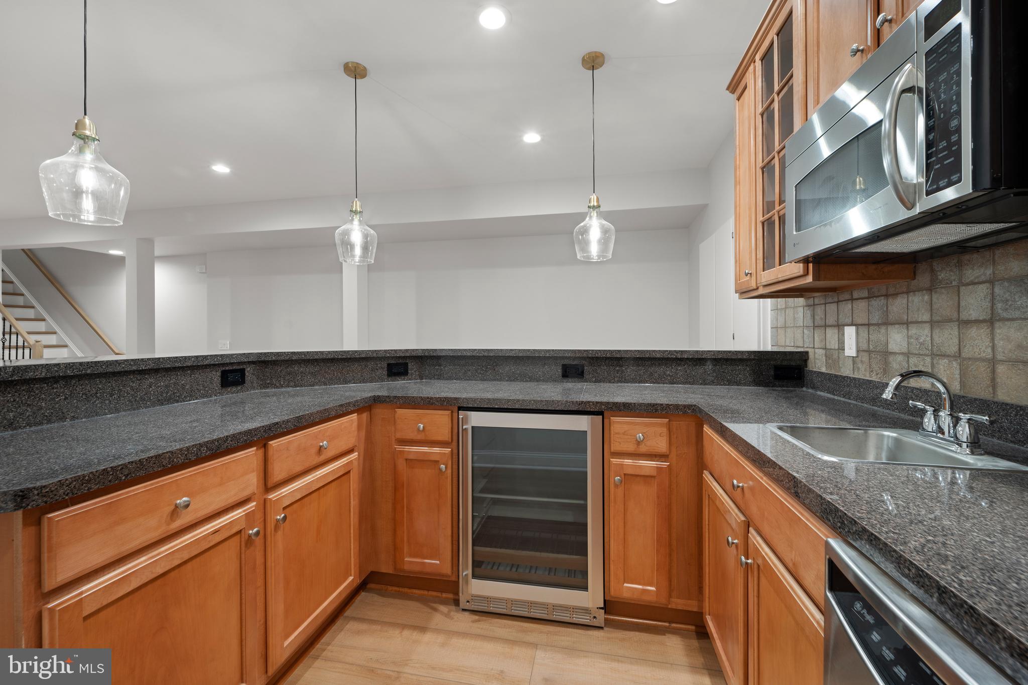 CEDAR CREST - Residential Lease