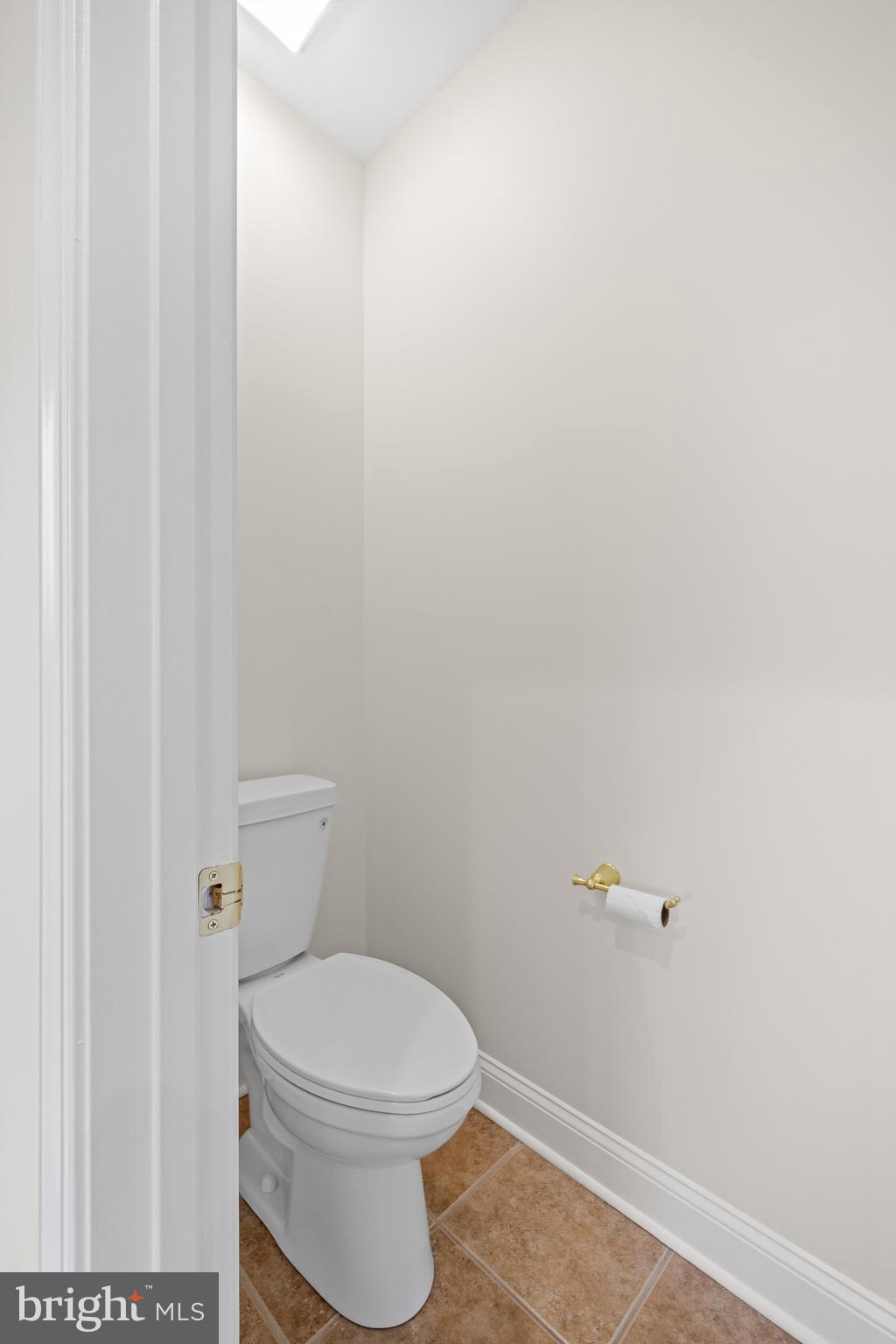 CEDAR CREST - Residential Lease