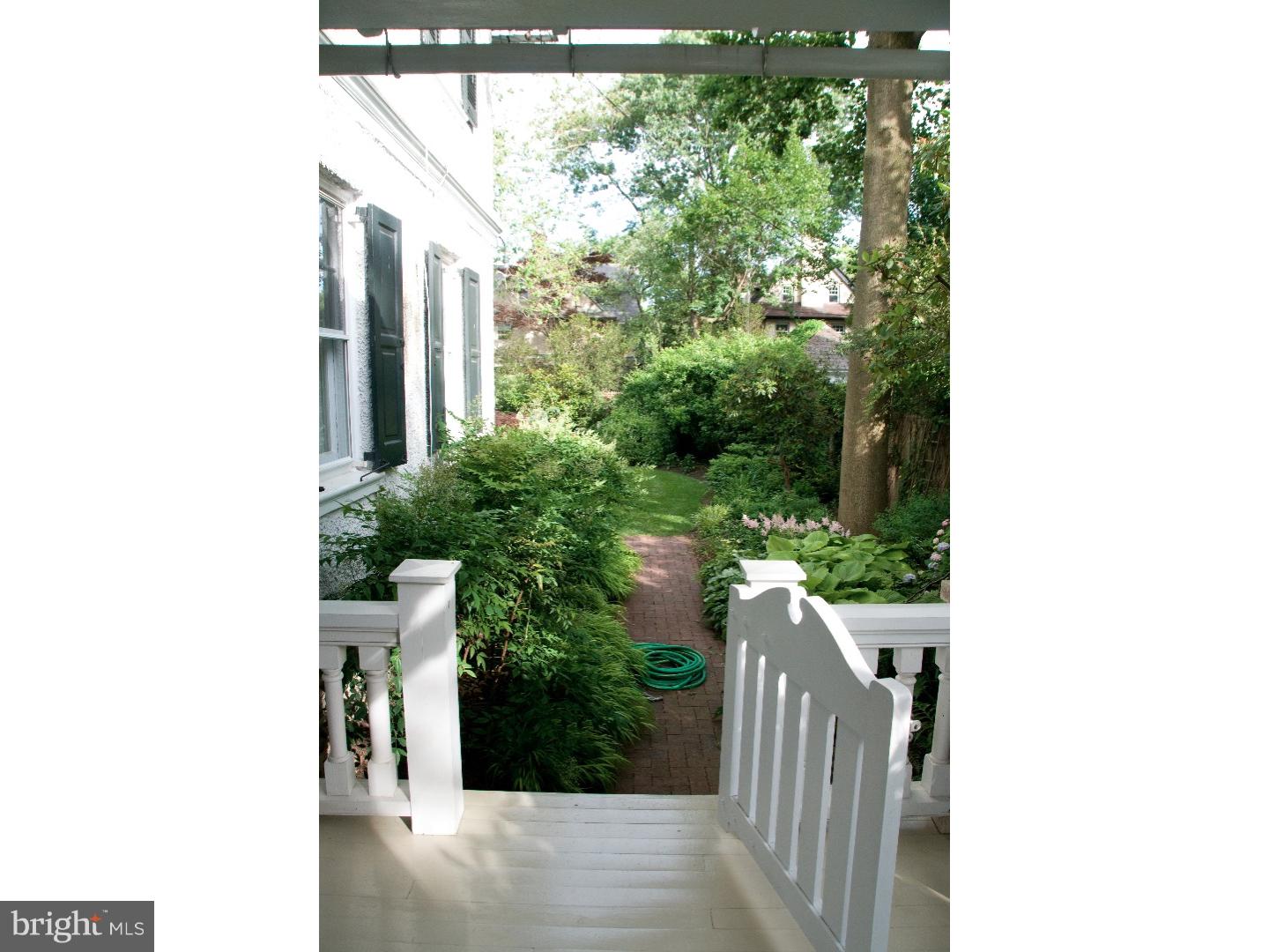 EAST FALLS - Residential