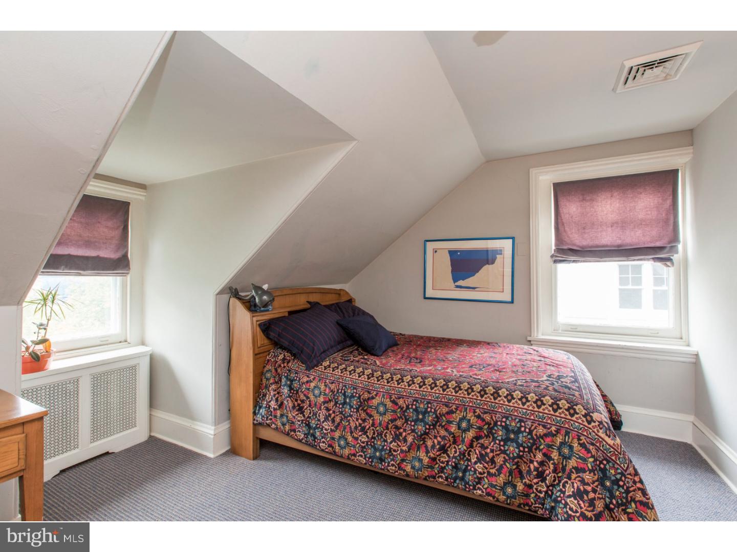 EAST FALLS - Residential