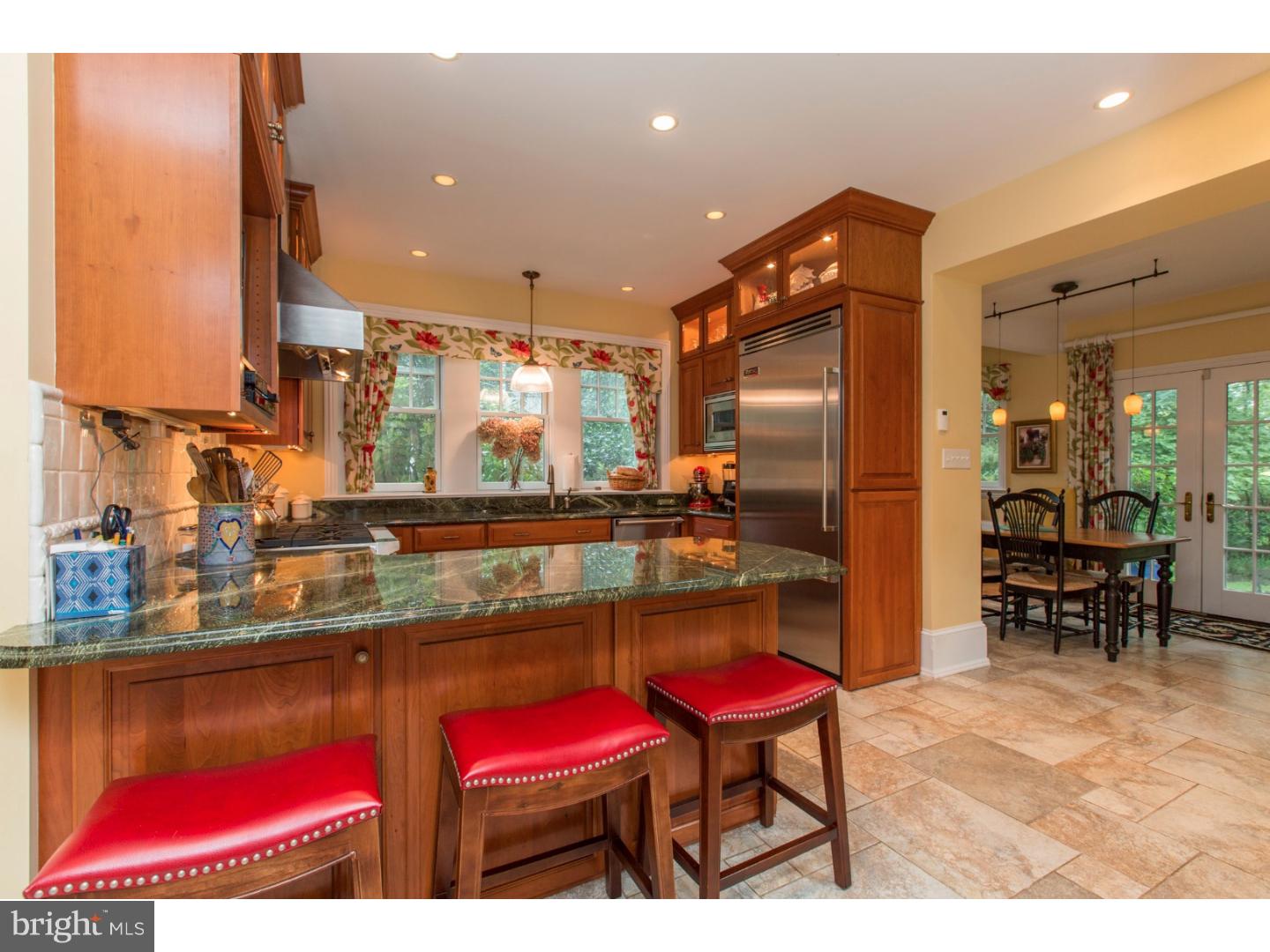 EAST FALLS - Residential