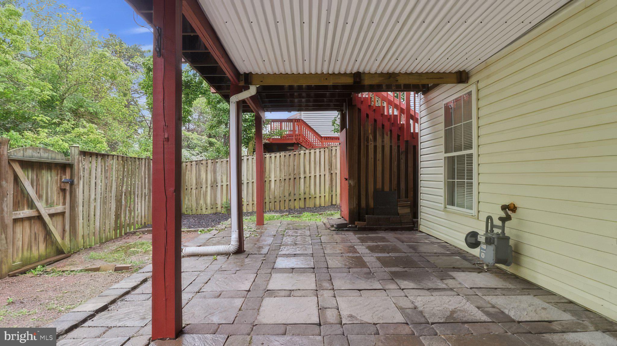 FOXBOROUGH - Residential