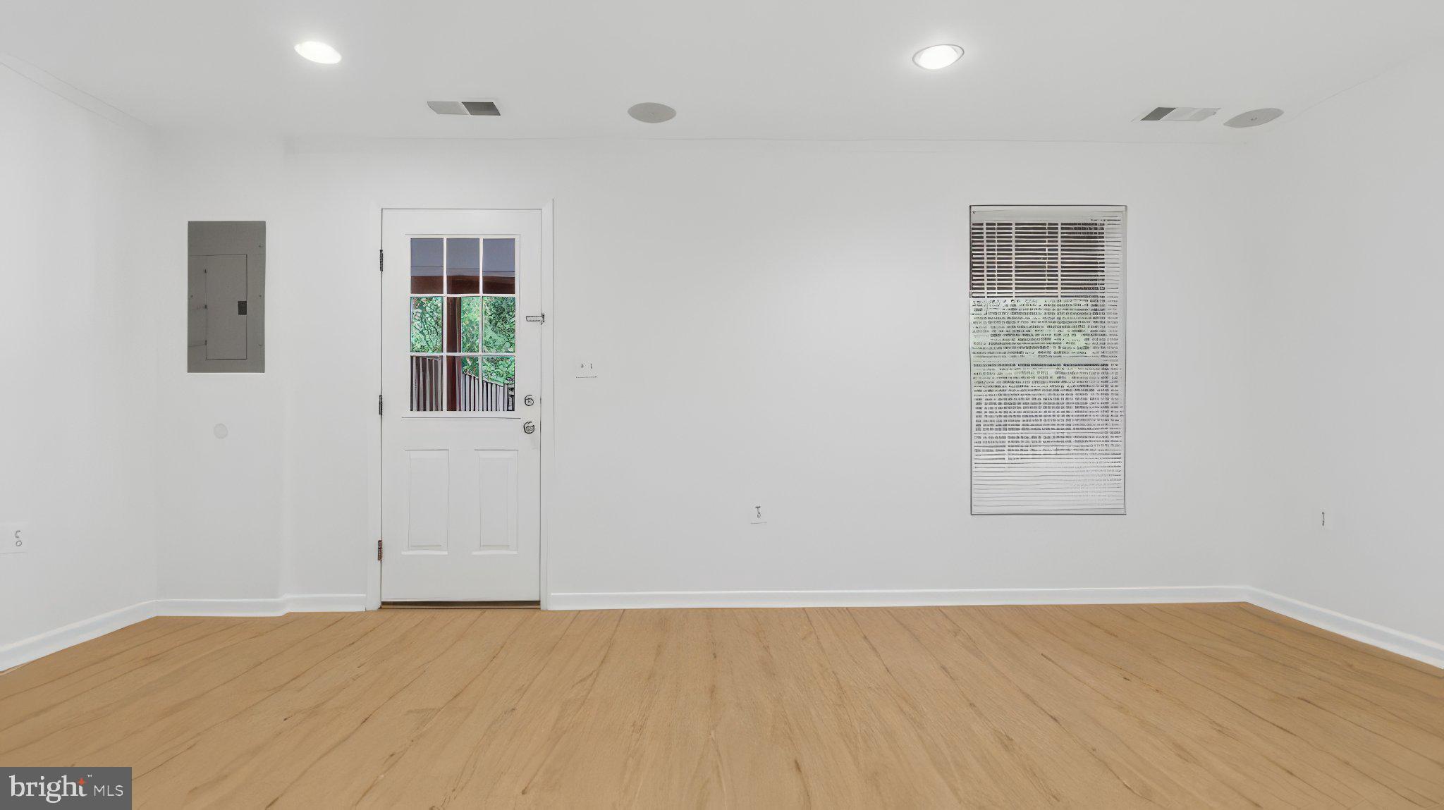 FOXBOROUGH - Residential