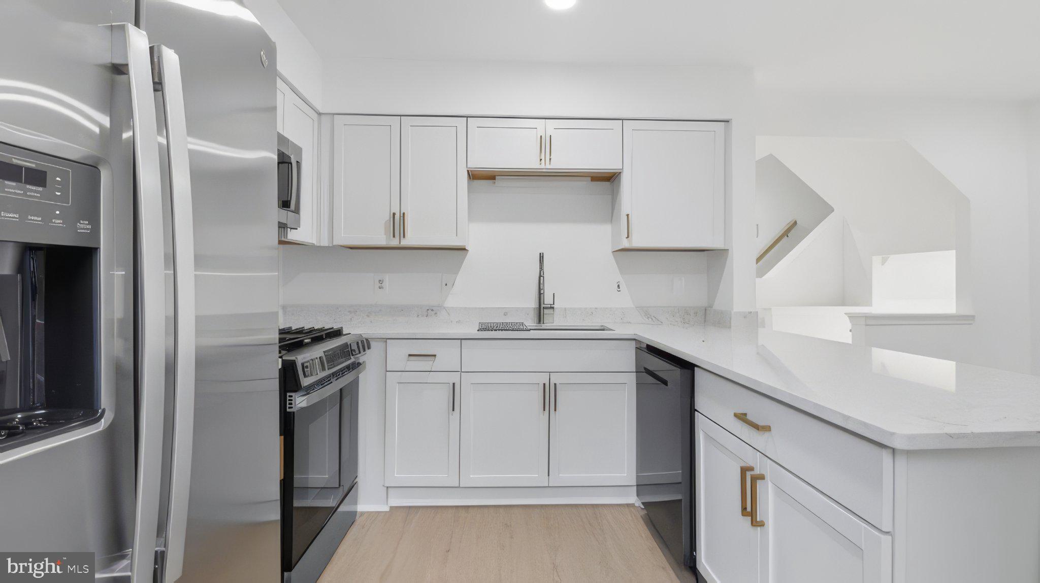 FOXBOROUGH - Residential