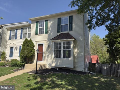 Photo of 9063 Falcon Glen Court, BRISTOW, VA 20136 (MLS # VAPW2119472)