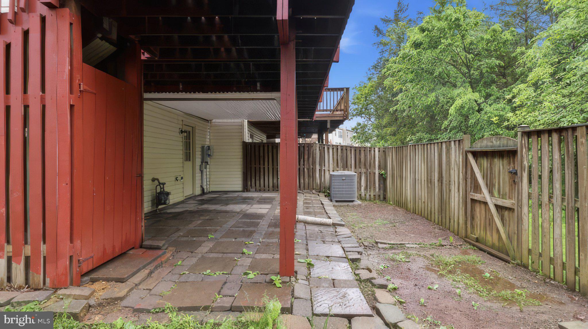 FOXBOROUGH - Residential