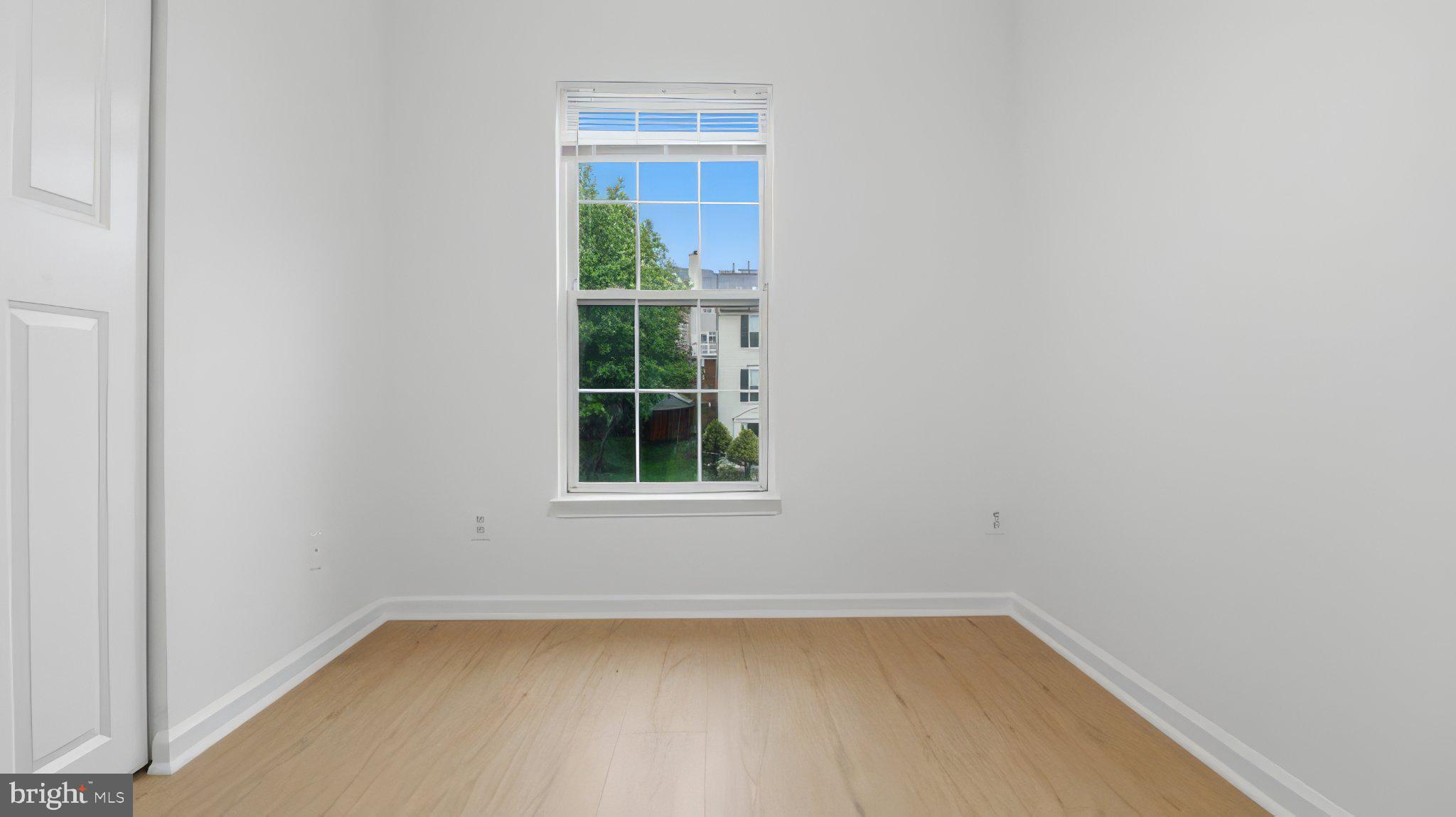 FOXBOROUGH - Residential