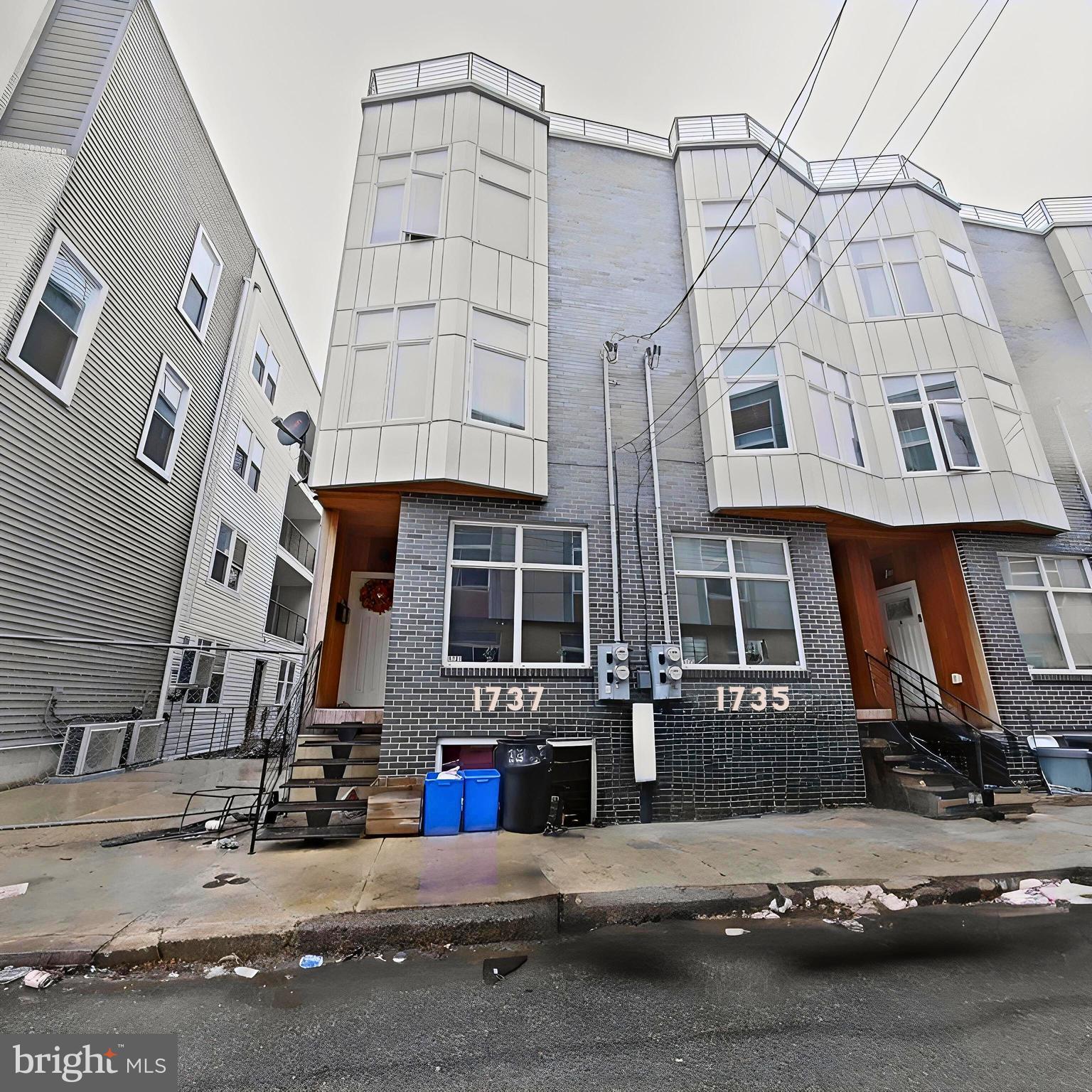 PHILADELPHIA (NORTHWEST) - Commercial Sale