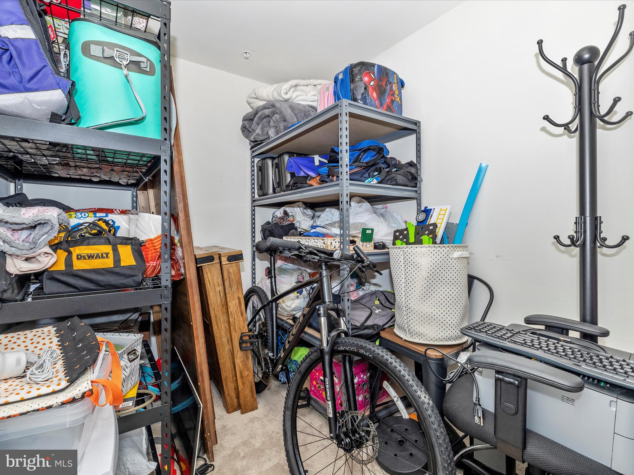 TWIN ARCH CROSSING - Residential