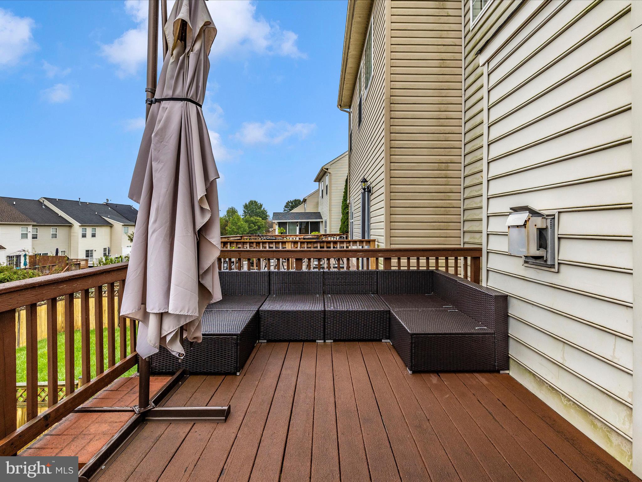 TWIN ARCH CROSSING - Residential