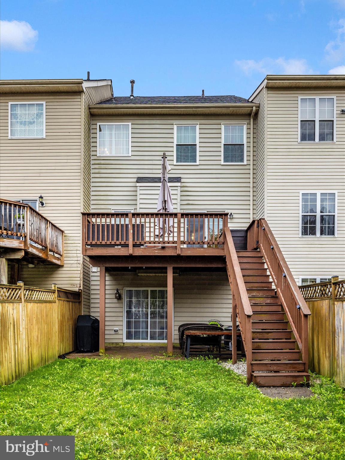 TWIN ARCH CROSSING - Residential