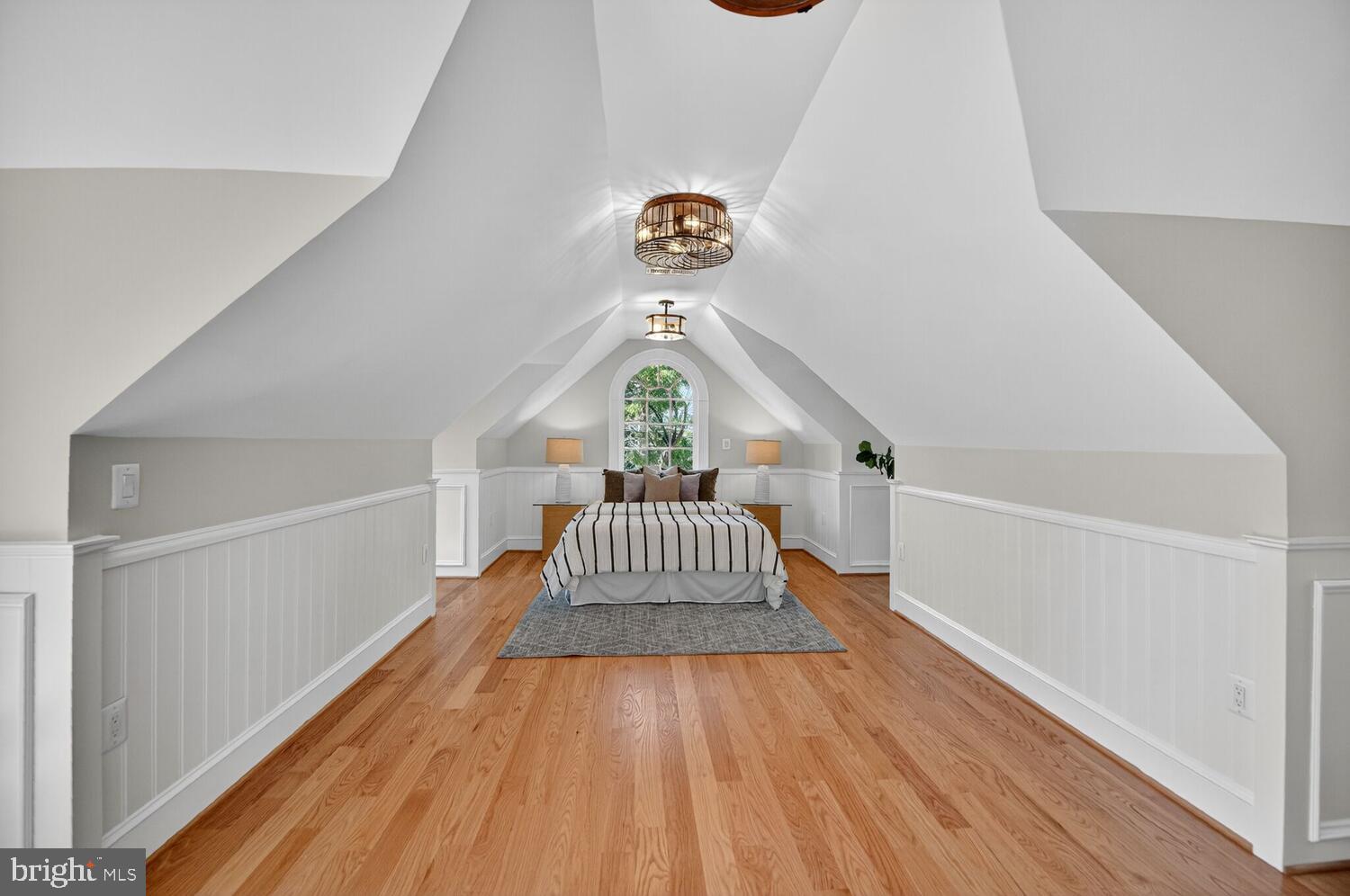 HAMILTON - Residential