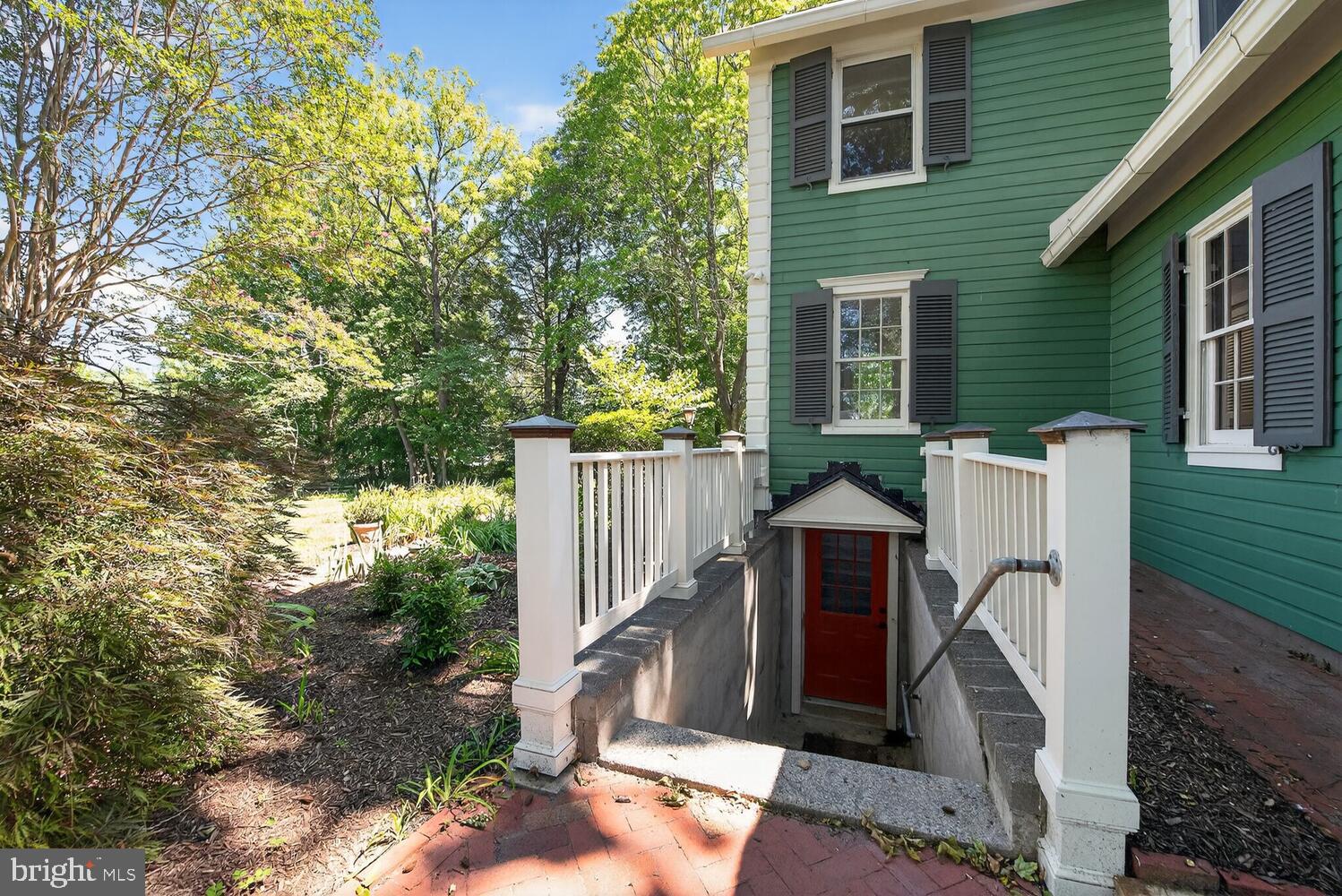 HAMILTON - Residential