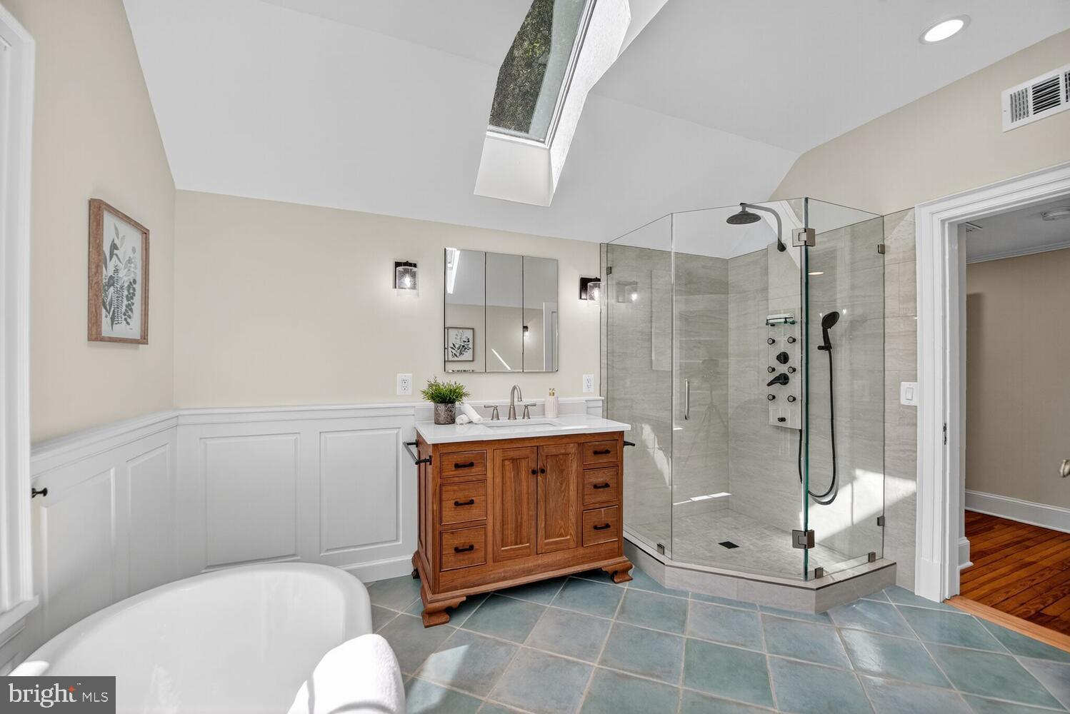 HAMILTON - Residential