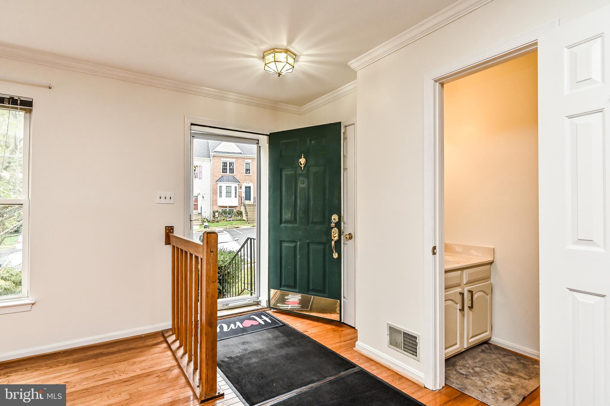 COMPTON VALLEY ESTATES - Residential Lease