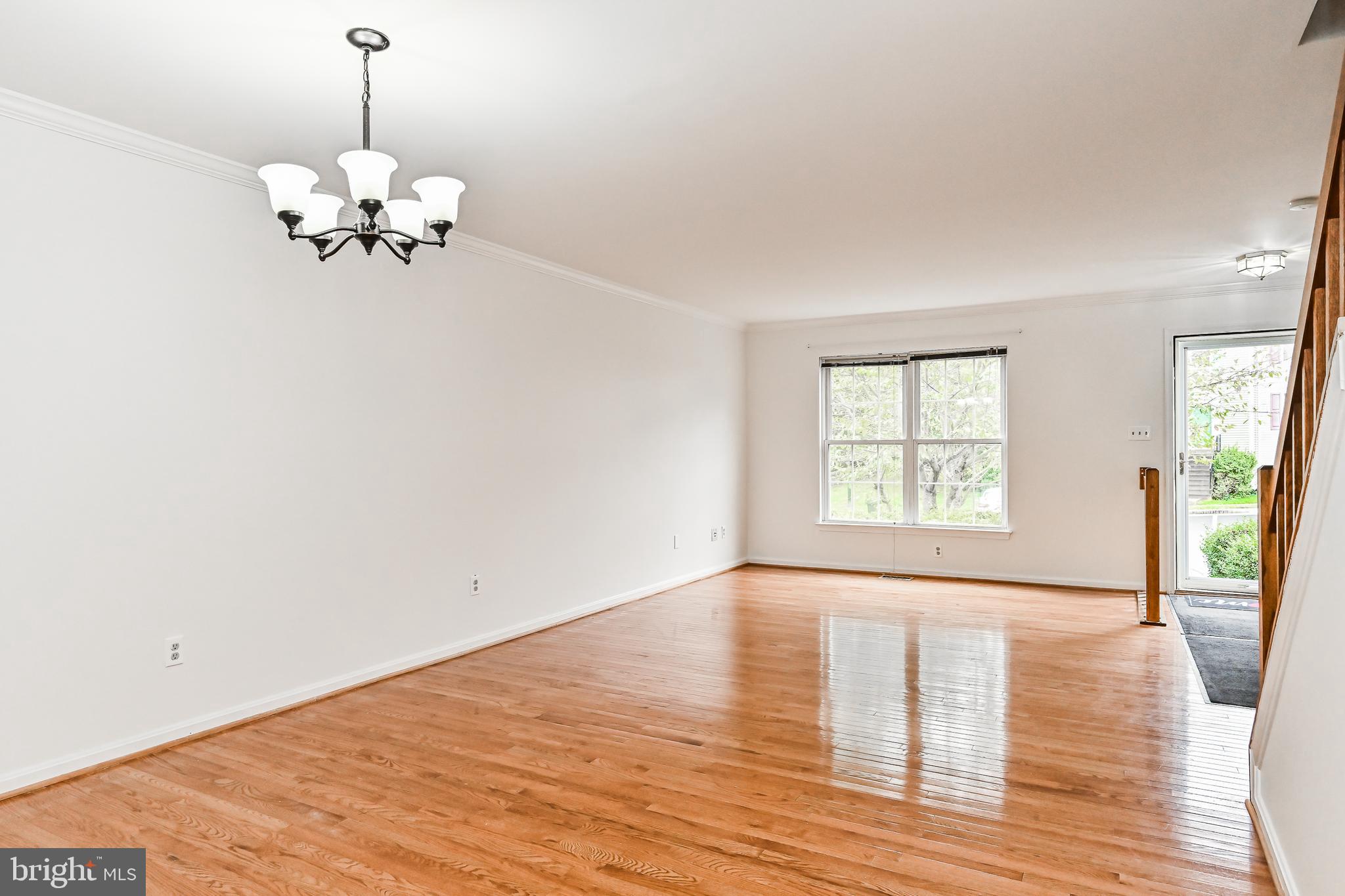 COMPTON VALLEY ESTATES - Residential Lease