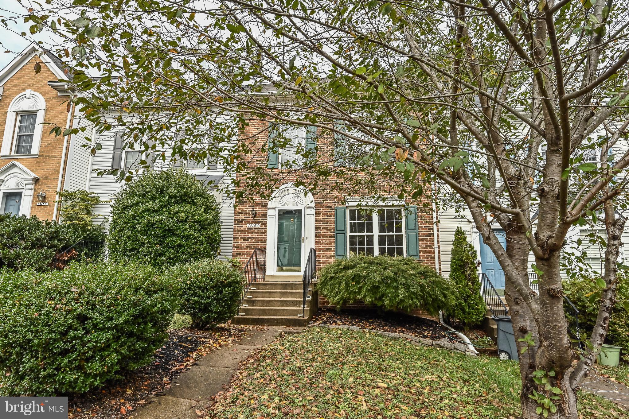 COMPTON VALLEY ESTATES - Residential Lease