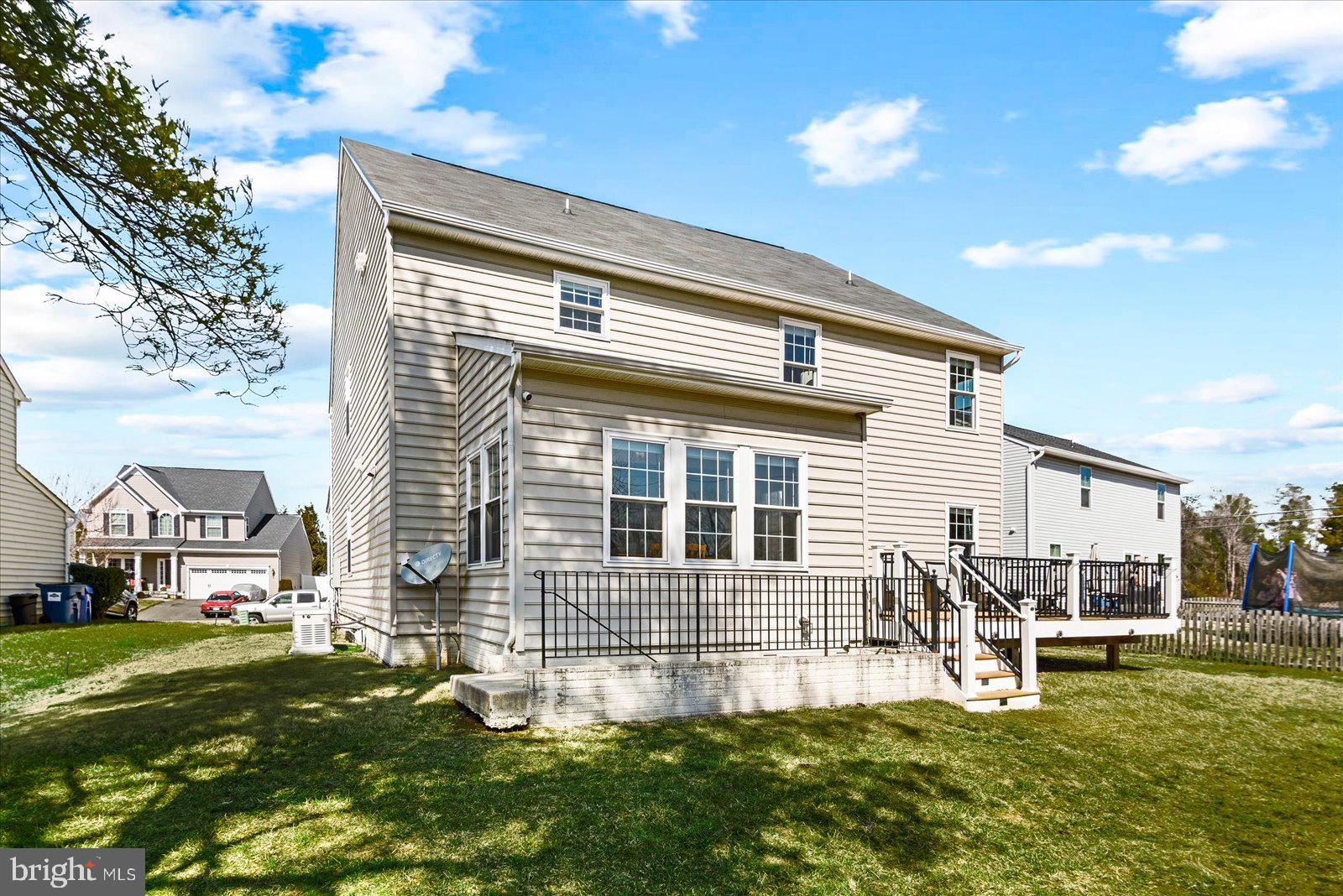 STAFFORD LANDING - Residential